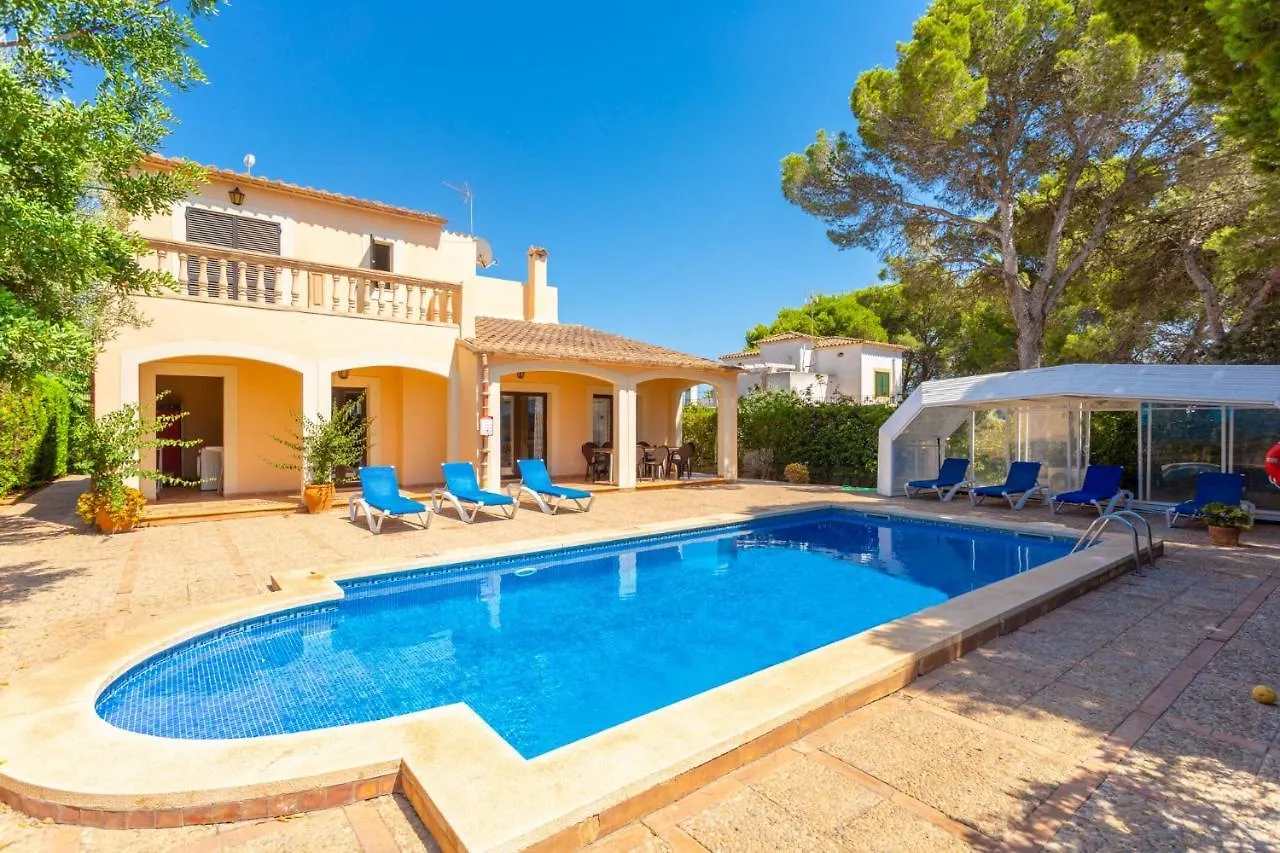 Villa Karen Campos